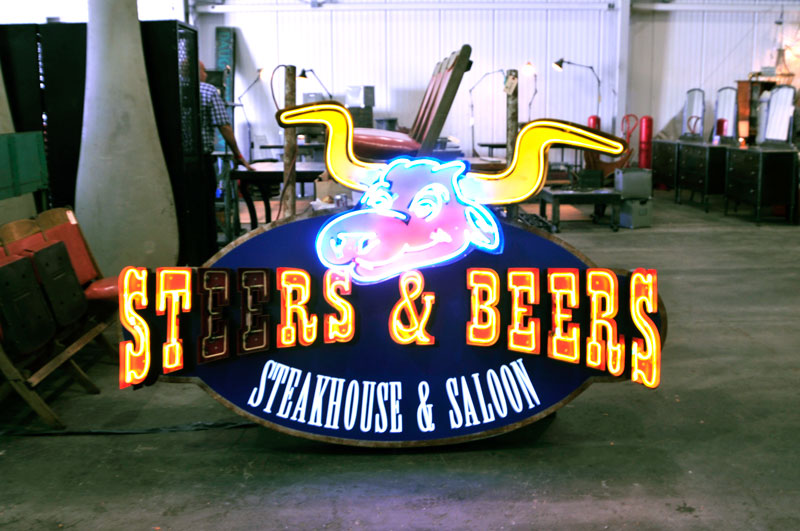 neon-signs-and-furniture-at-vintique-flea
