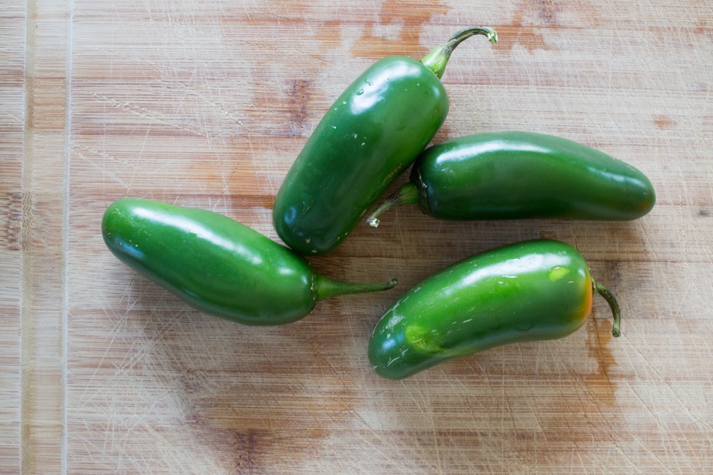 jalapenos how to pick a spicy pepper_web