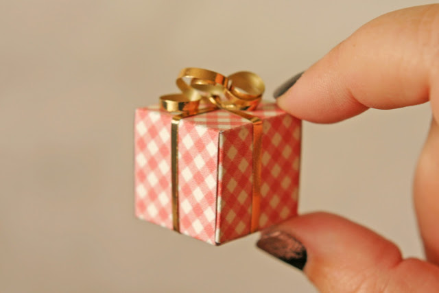 Teeny Tiny Gift Boxes 2