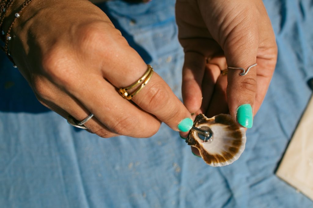affix the seashell to the barrette pop shop america seashell hair clips