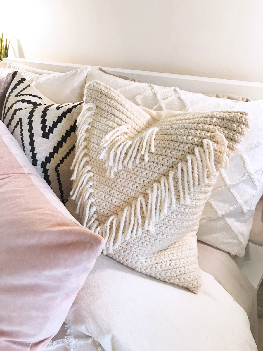 Crochet Tassel Pillow DIY