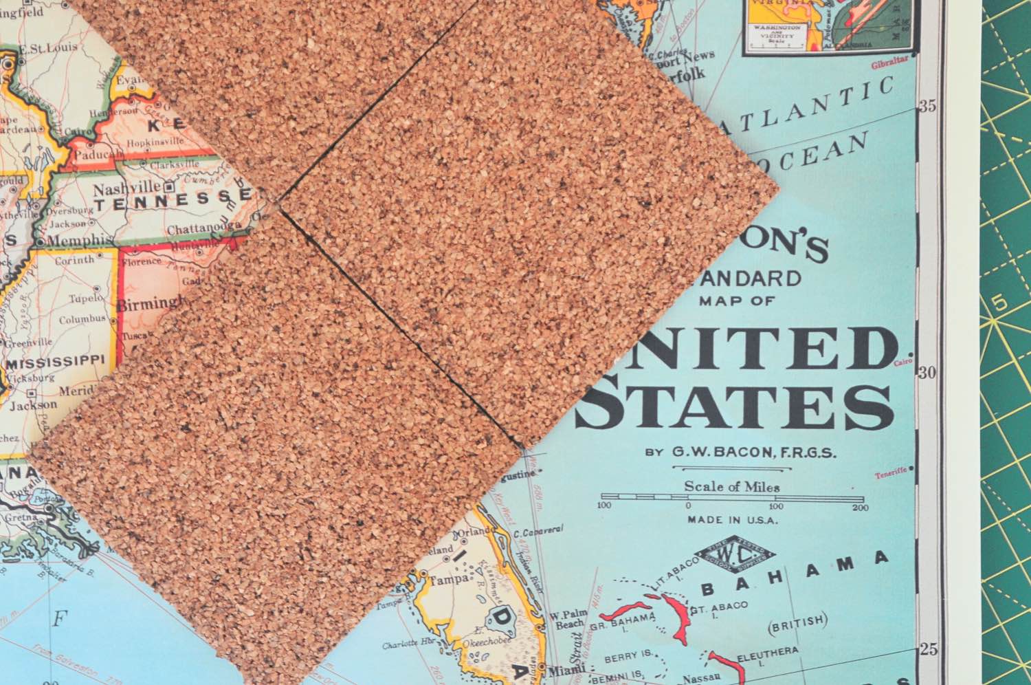 how to stencil the edges of cork diy map coasters