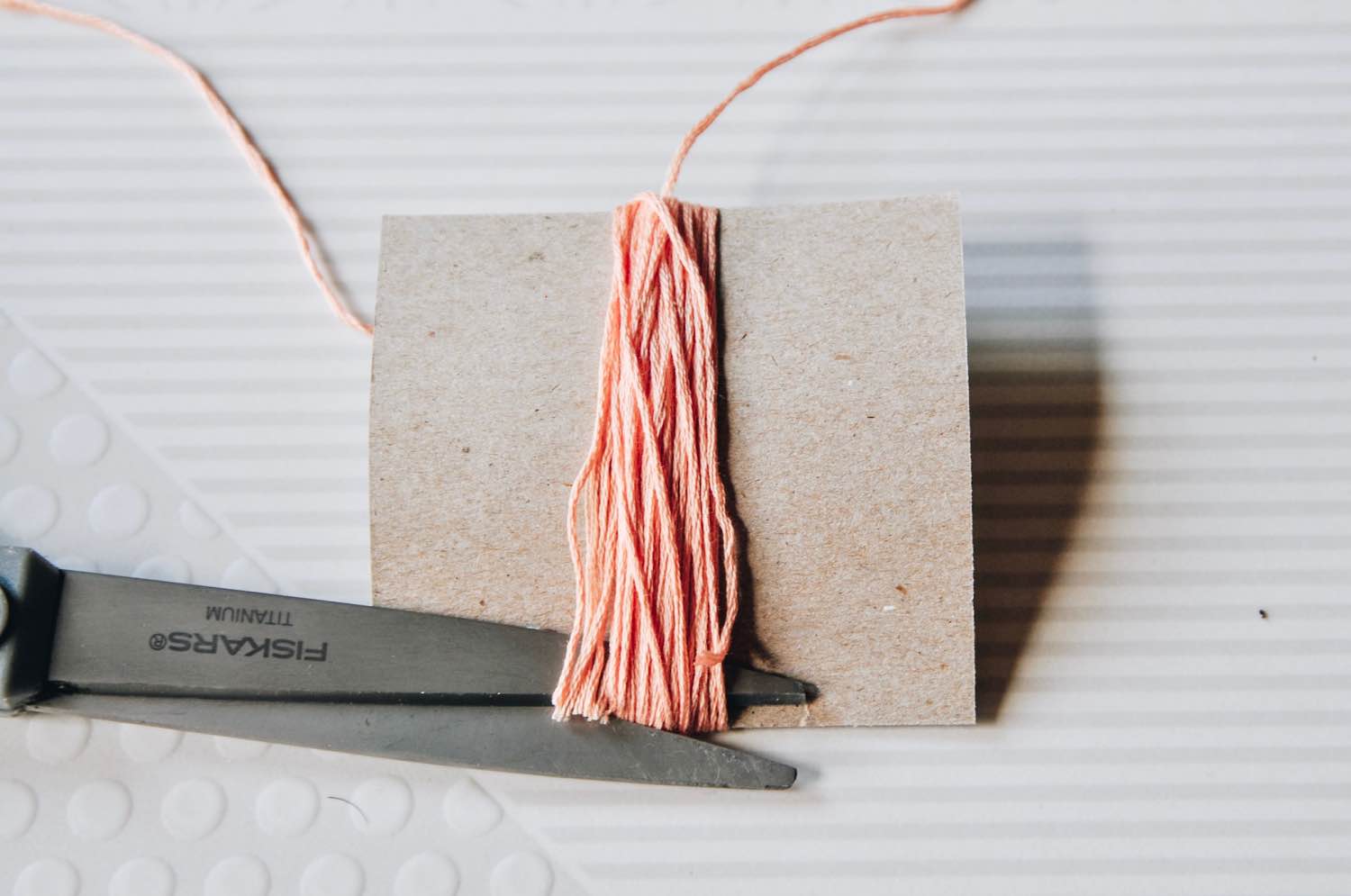 how to make a tassel instructions cut the thread