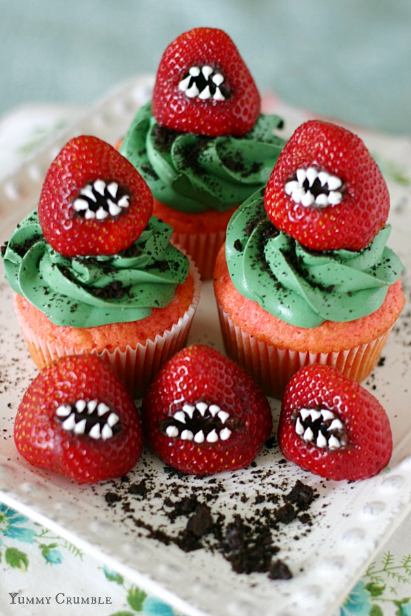 monster-strawberry-cupcakes-recipe