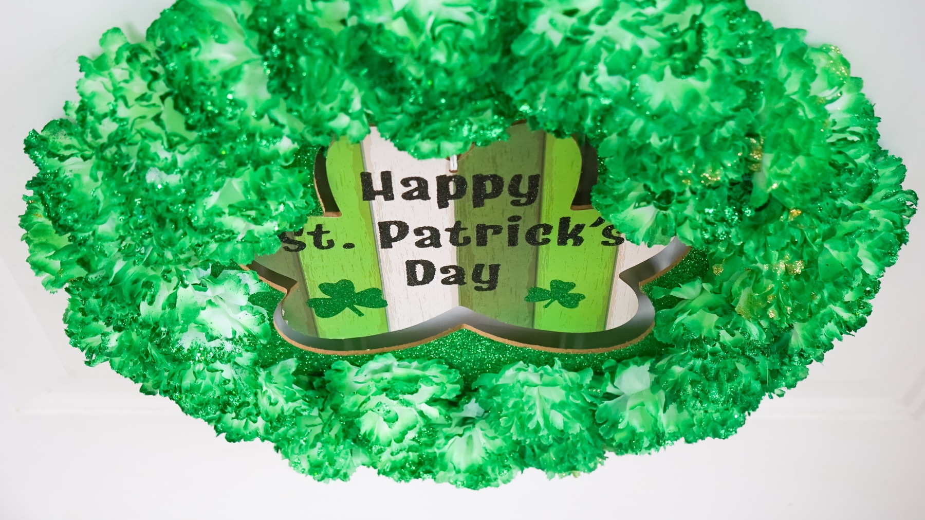 finished st patrick's day wreath tutorial
