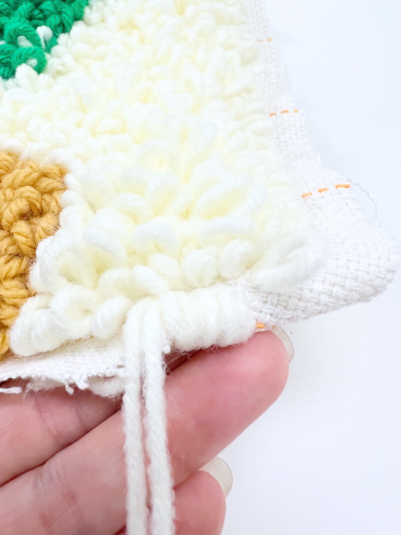 how to make a edge finishing with yarn