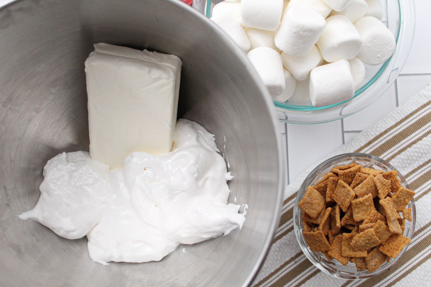 ingredients for marshmallow s'mores dip layer