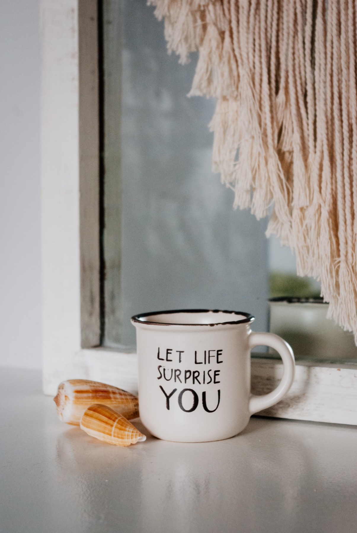 finished acrylic paint pen mugs diy