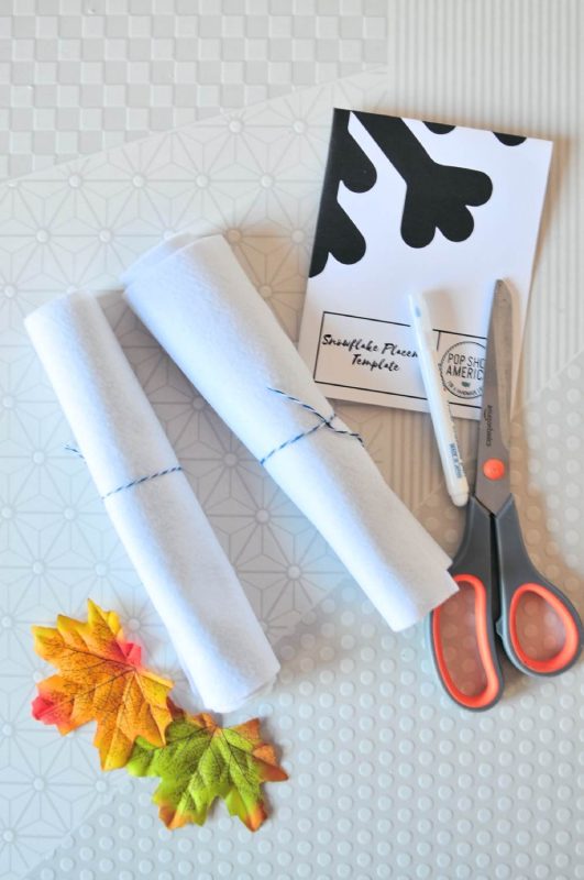 How to Make a Snowflake Placemat