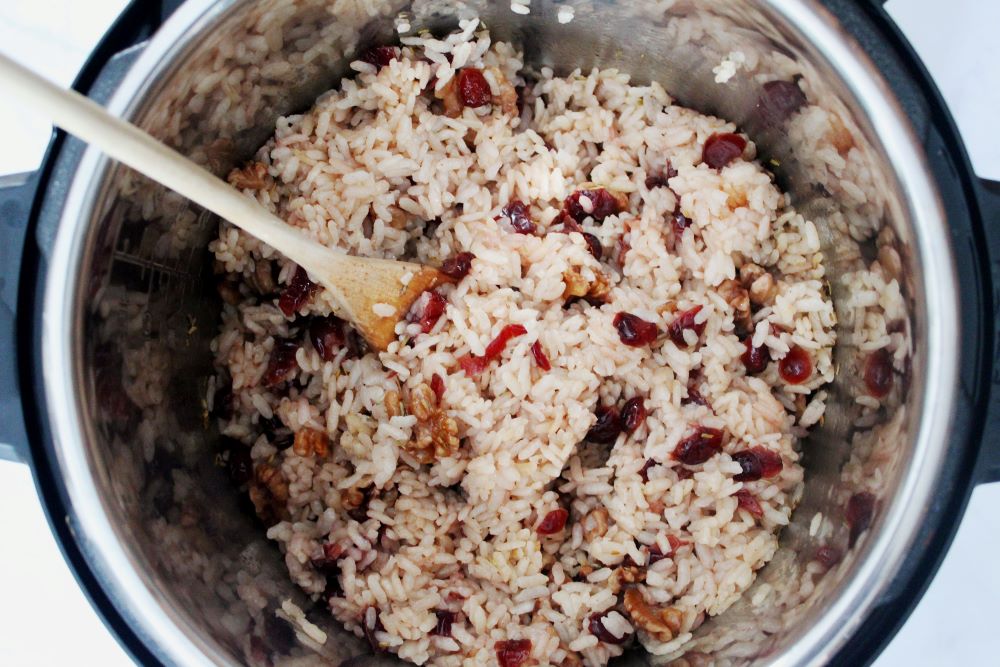 apple cider cranberry risotto cooked in instant pot 1