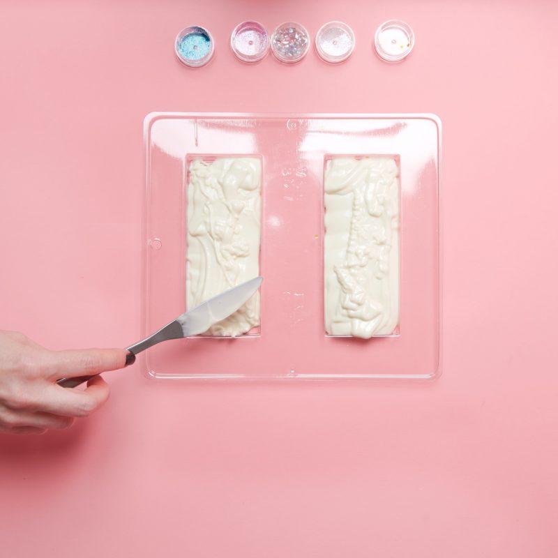 How to Temper White Chocolate