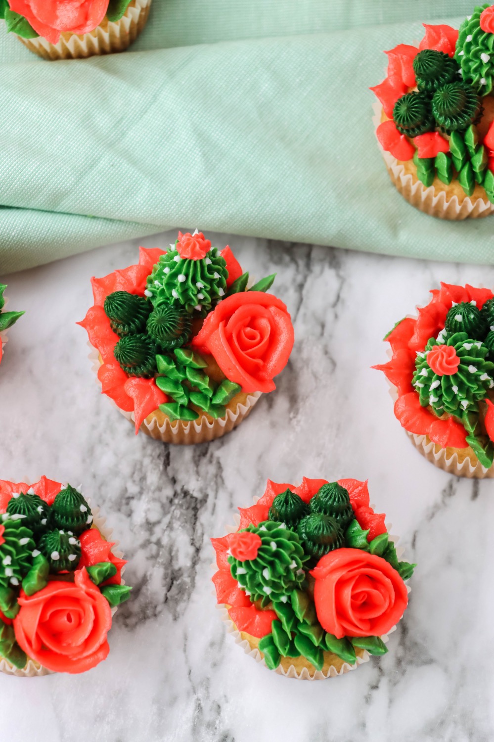 finished cactus frosted vanilla cupcakes tutorial