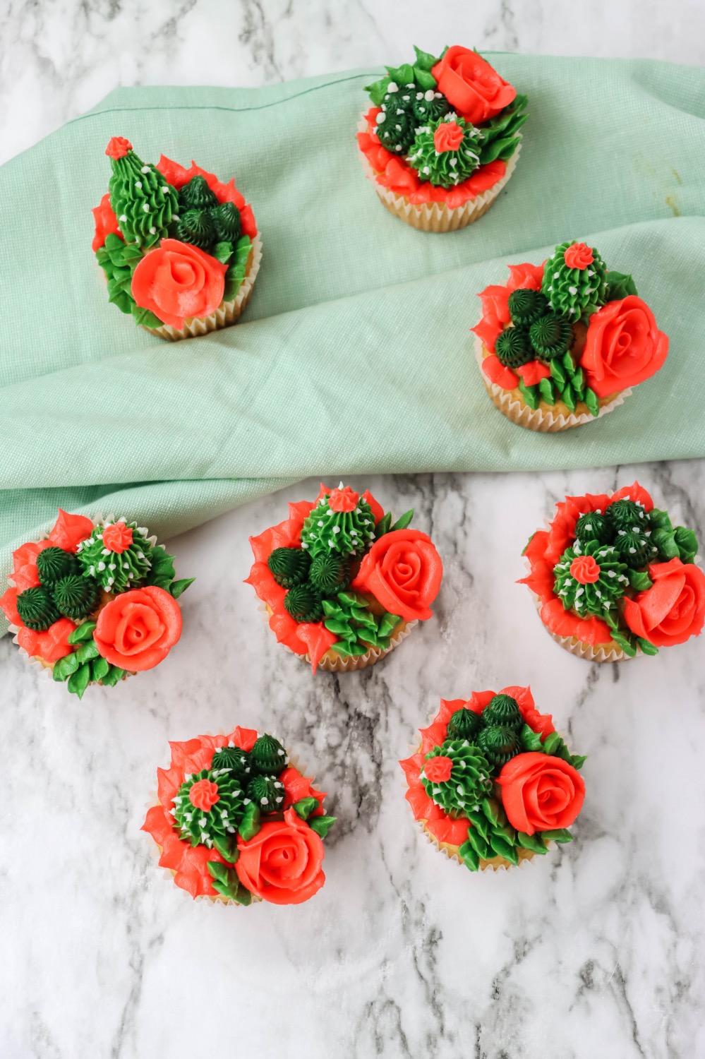 variety of cactus frosted vanilla cupcakes recipe