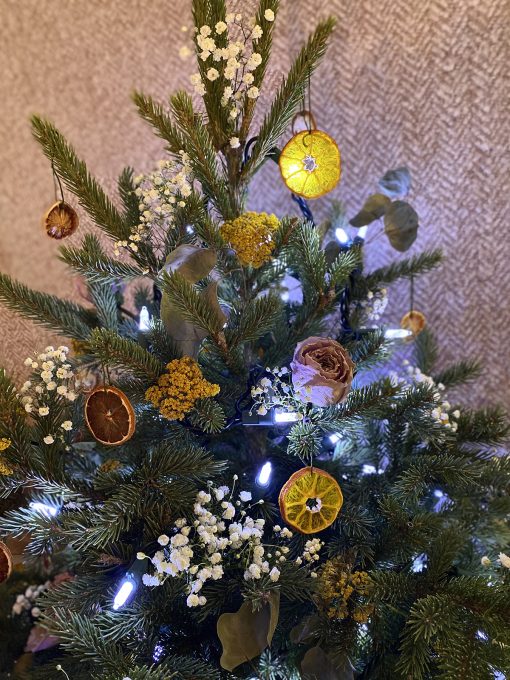 DIY Dried Orange & Flower Christmas Tree Decorations