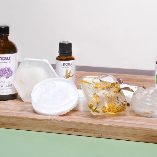 DIY Kit, Soap Making Kit with Essential Oils, Goats Milk, Glycerin Soap  Base + More