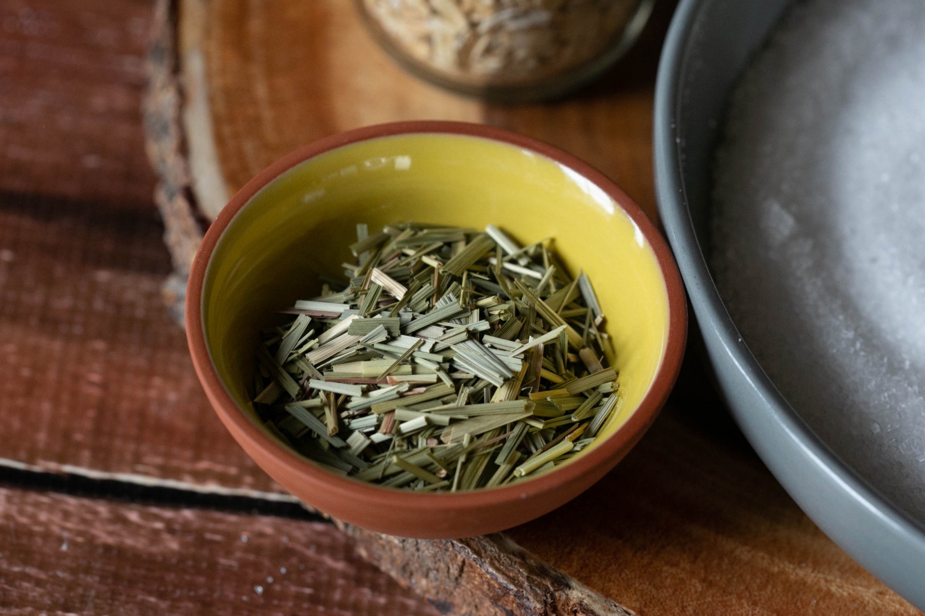 lemongrass ingredients for herbal bath soak