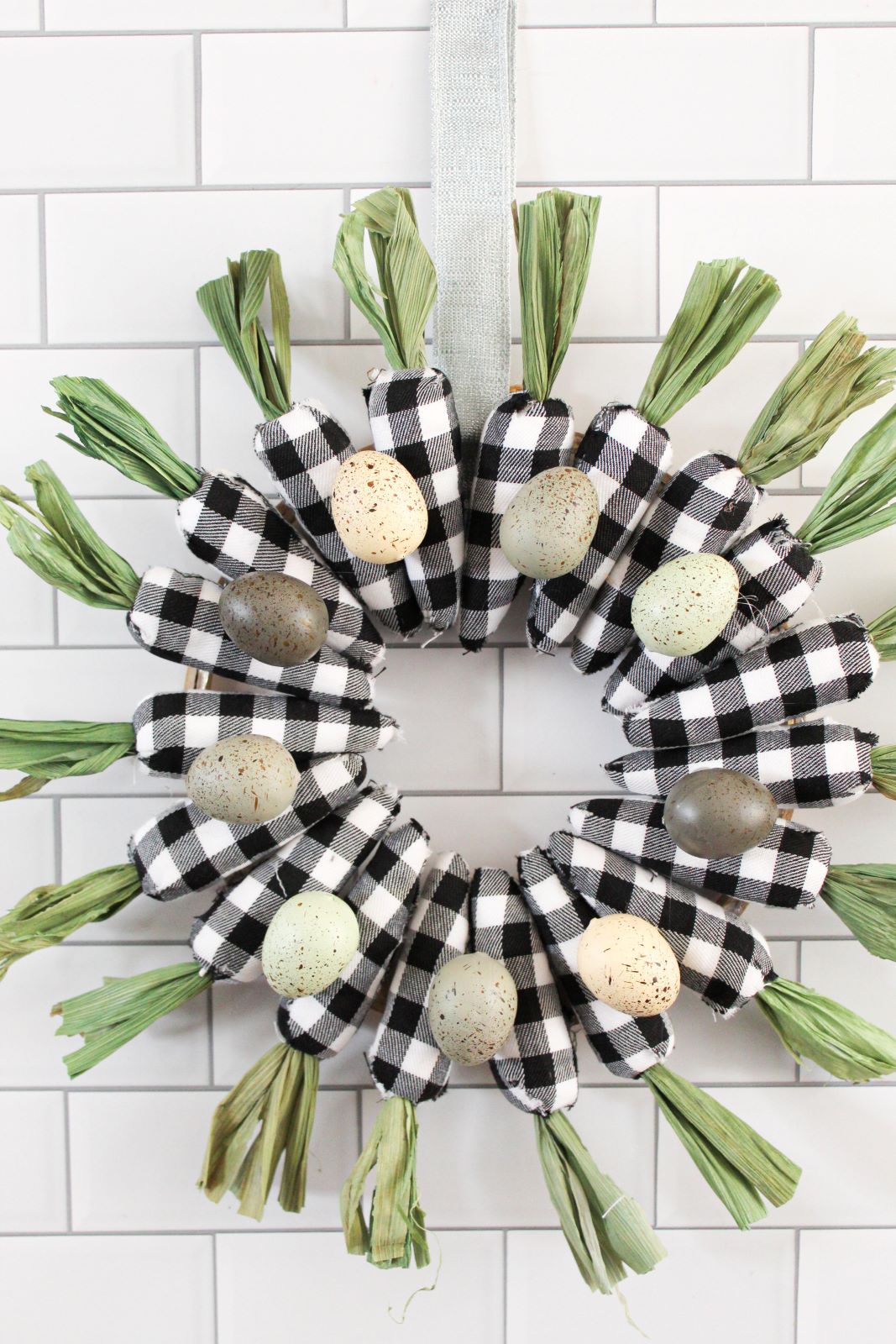 Vertical Farmhouse Plaid Carrot Wreath for Easter 1