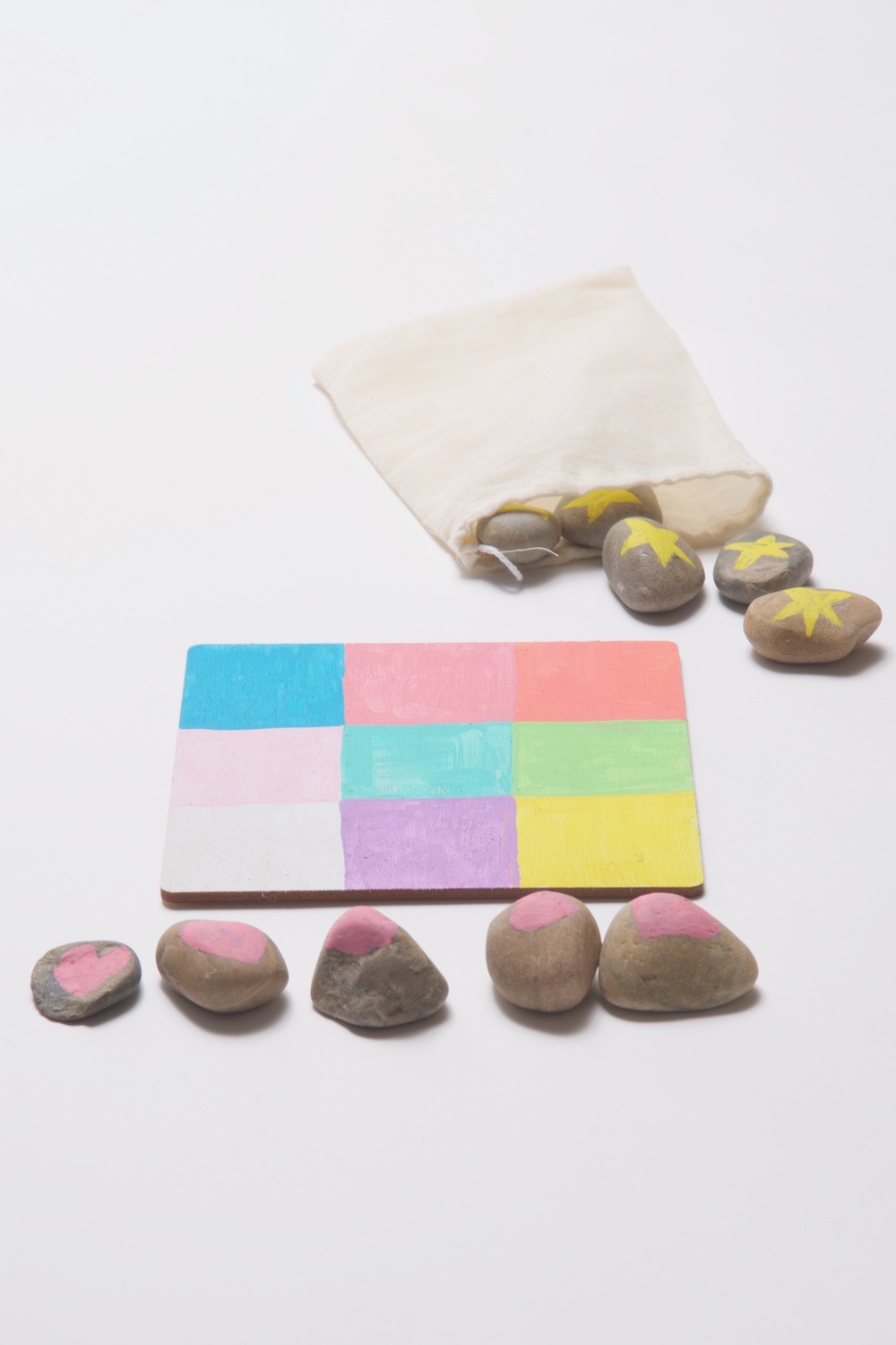 how to make a painted rock tic tac toe set