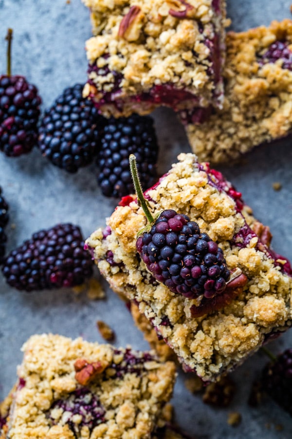 oatmeal-bars-with-blackberry-on-top-overhead-BoulderLocavore.com
