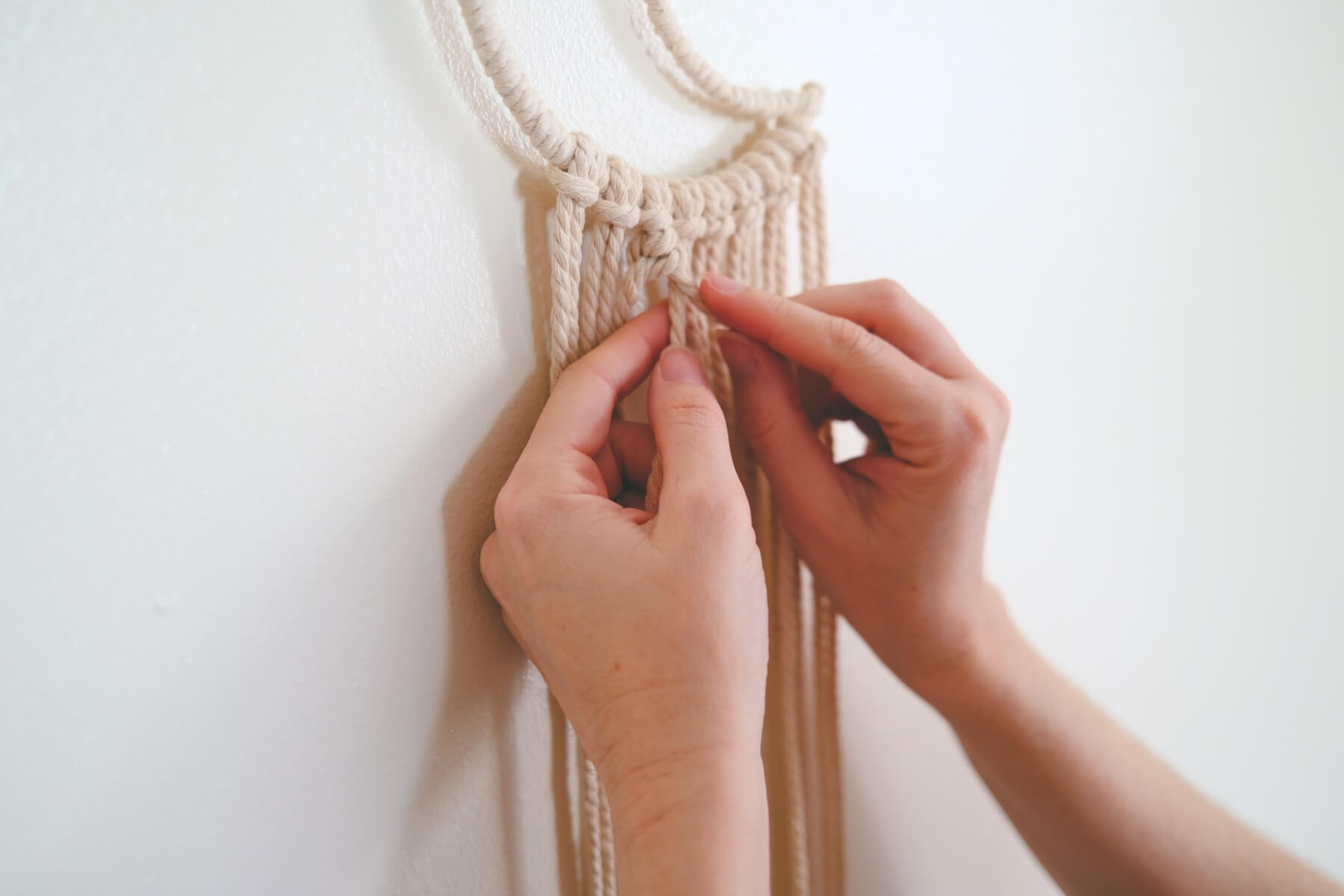 Macrame Kits for Adults Beginners，DIY Macrame Kit Macrame Wall Hanging  Supplies，Includes Macrame Cord, Moon Pendant and Instruction with Video,  Craft