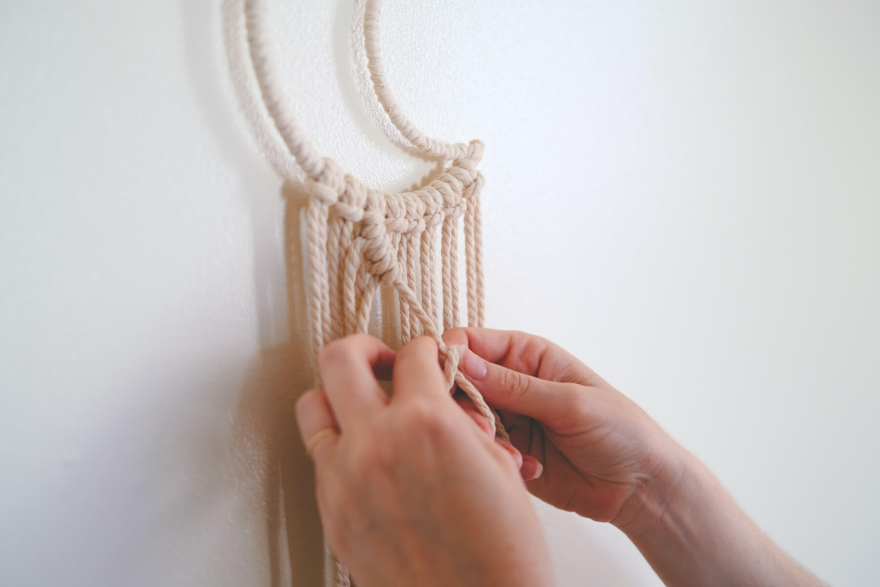 knot making tutorial double half hitch macrame