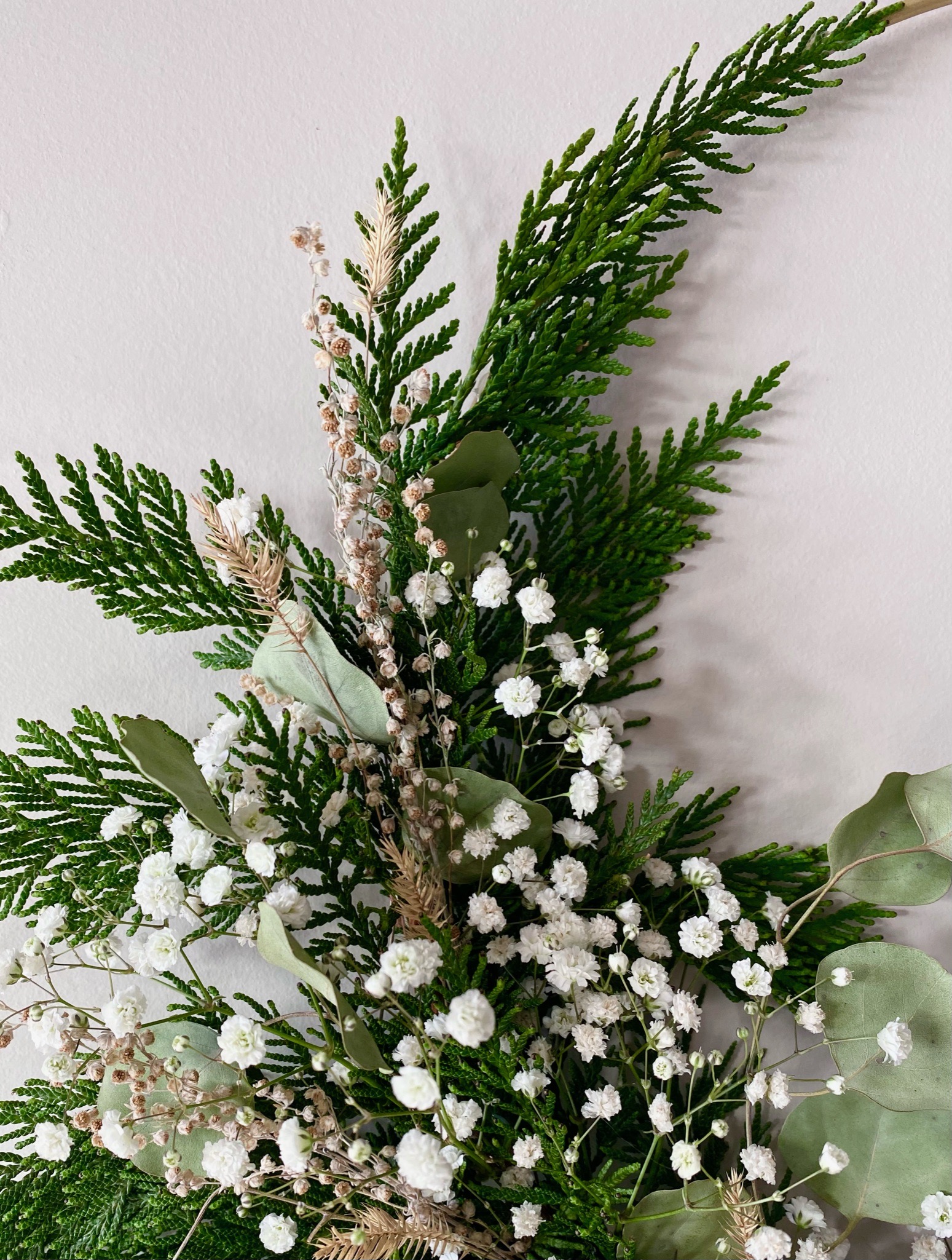 Modern Cedar and Dried Flower Holiday Wreath DIY