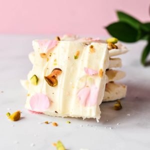 flower white chocolate bark recipe tutorial square