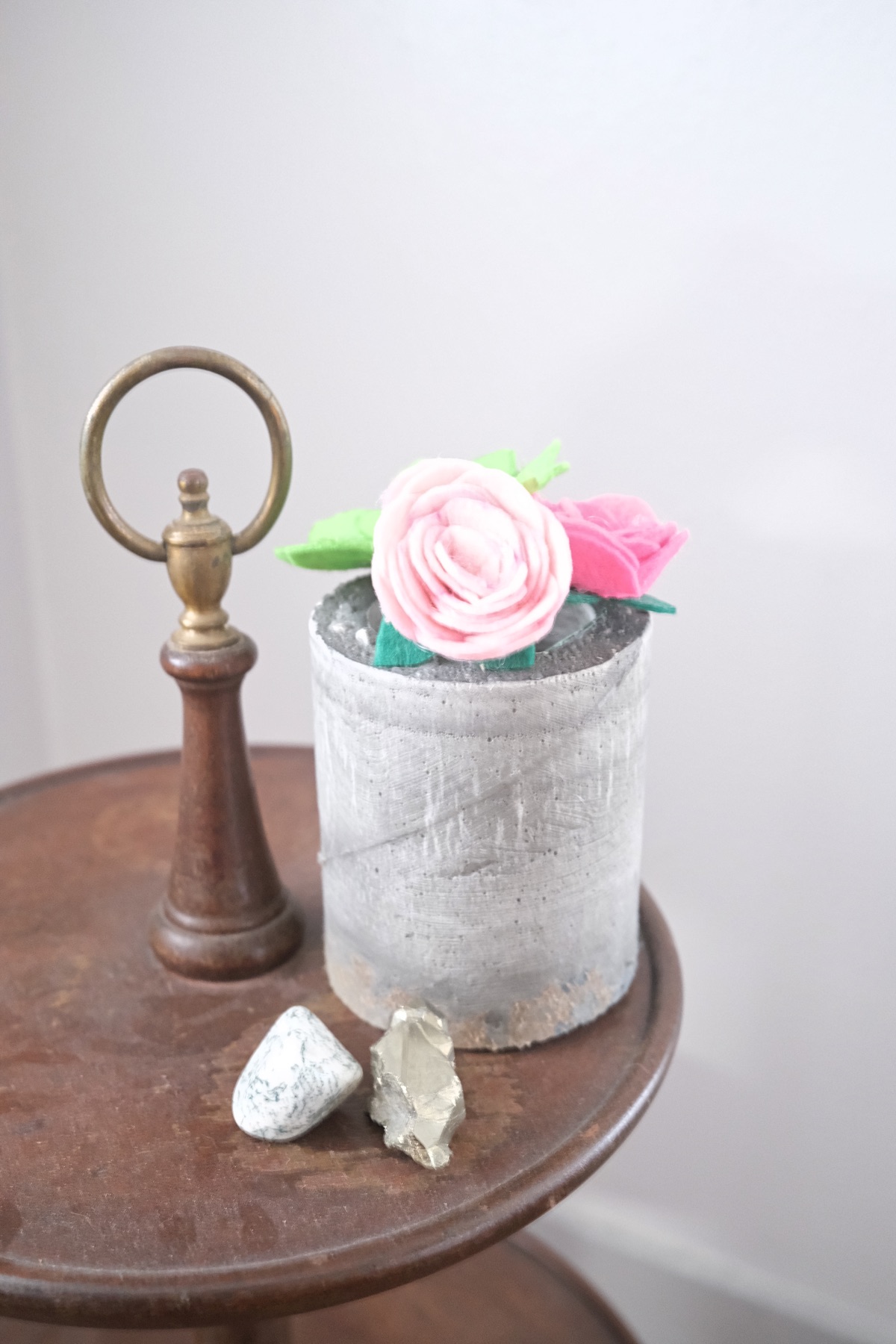 concrete flower vase craft tutorial