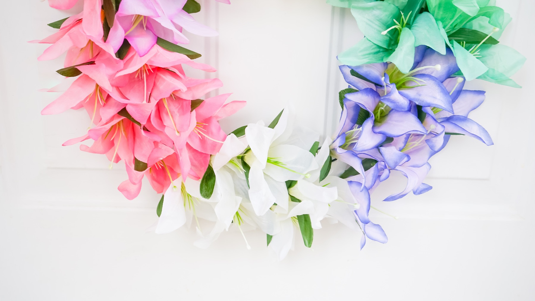 details of finished diy spring lily wreath