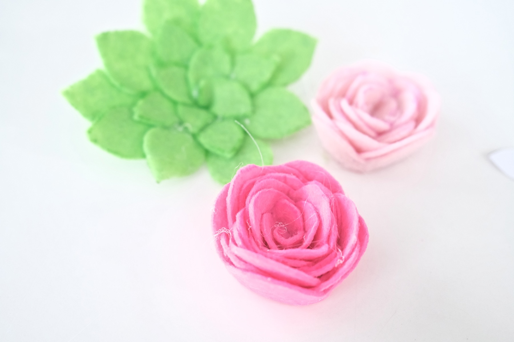 how to make felt flowers and succulents