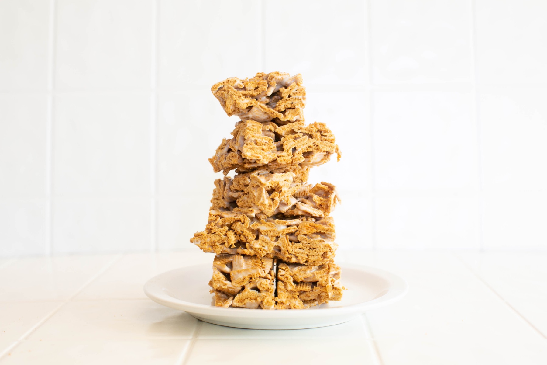 finished stack of golden grahams cereal treats