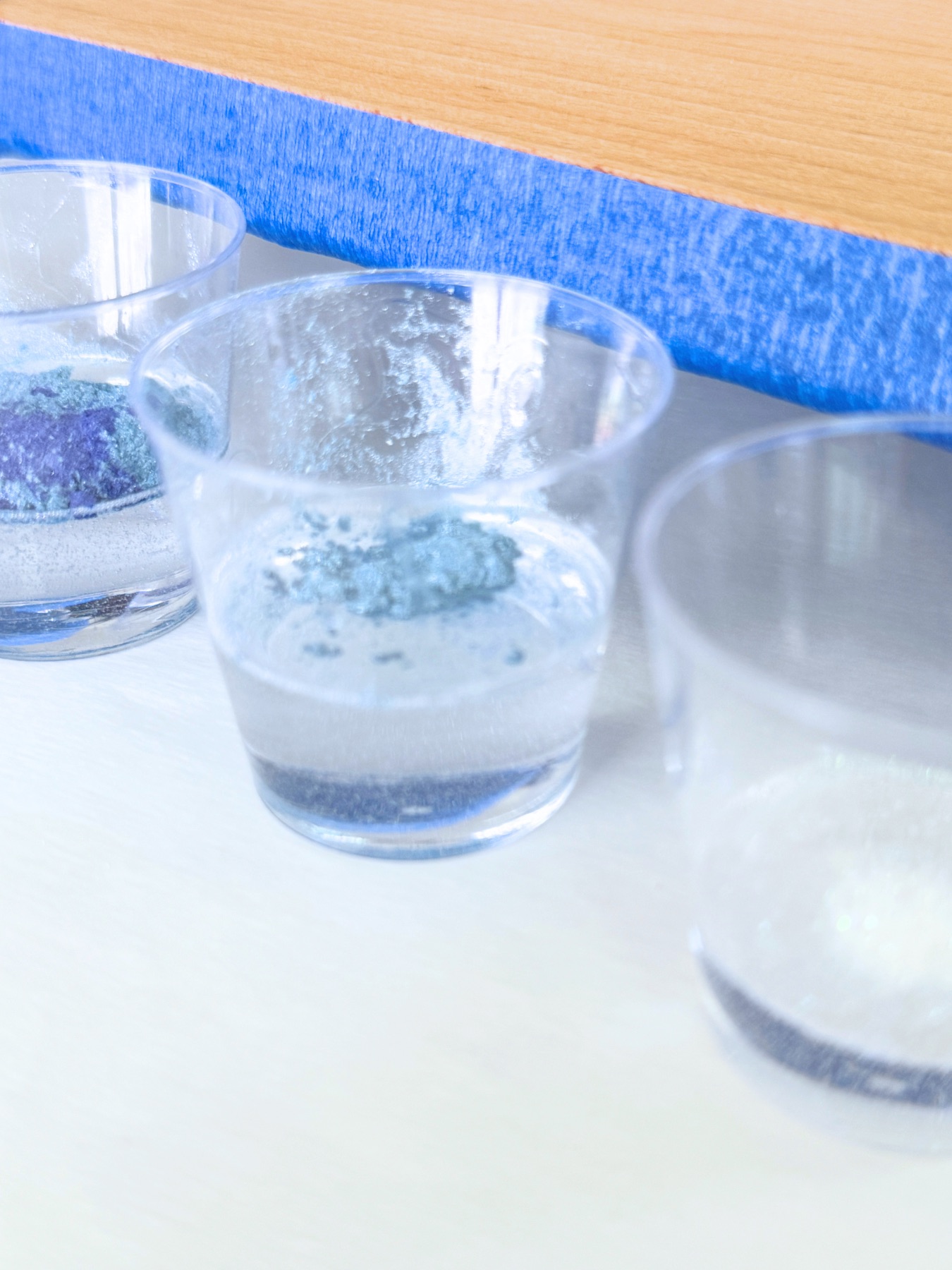 small cups of resin with mica powder web