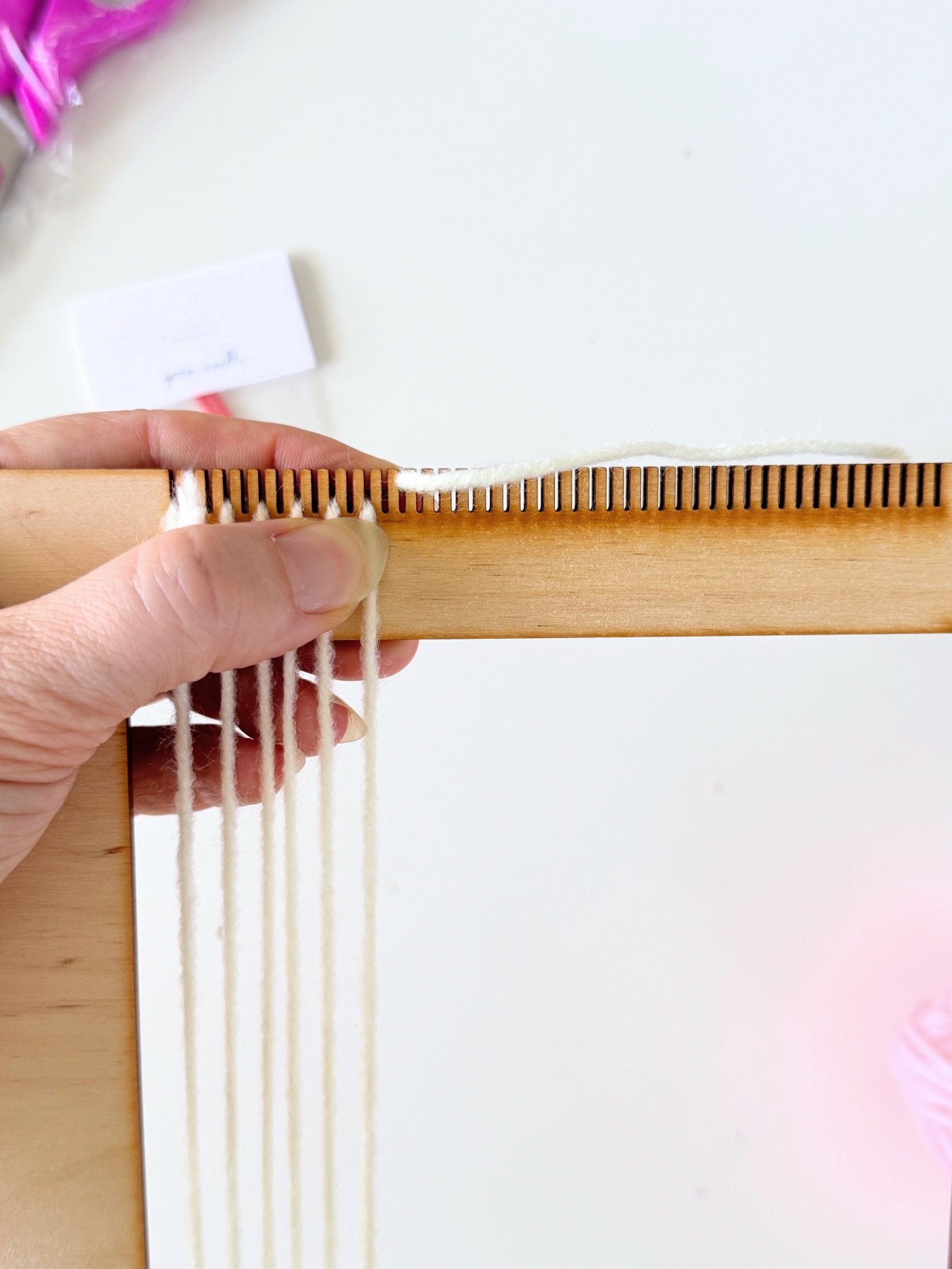 how to thread a loom web