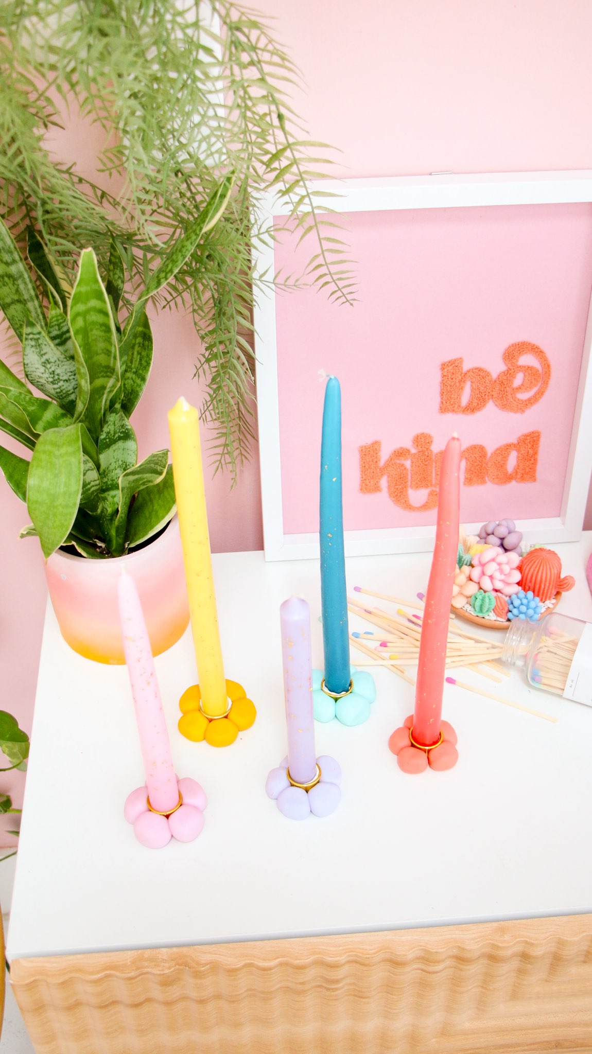 daisy clay candle holders tutorial kailo chic